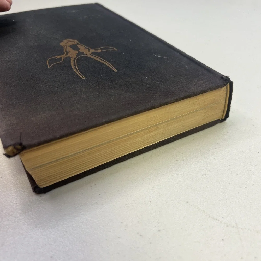 VTG‎ Horn of the Hunter by Robert C. Ruark, 1953 Collectible Illustrated Africa